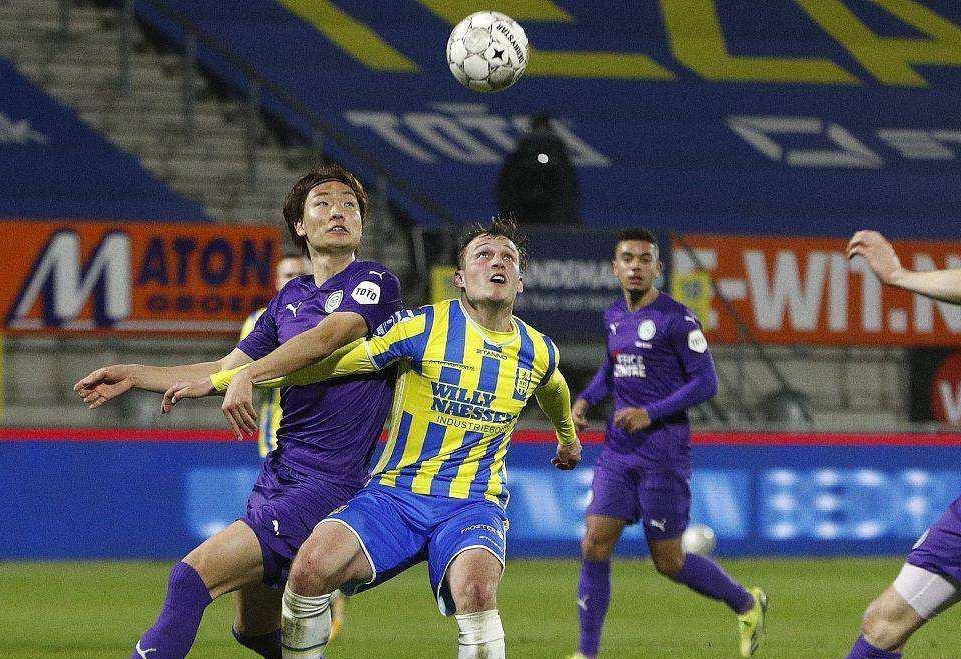 不仅锁定了 不仅锁定了