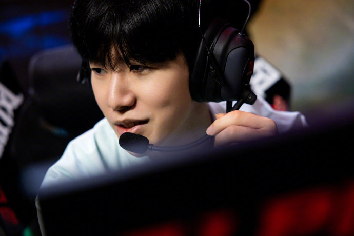 这场百米大 这场百米大